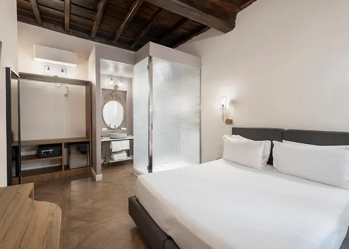 19 Steps Trevi Hotell 3*